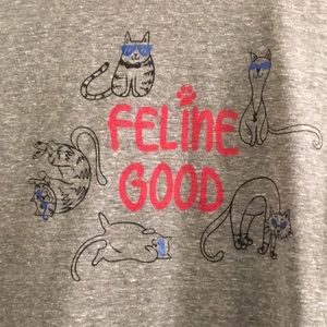 😻Cool cat t shirt 😻